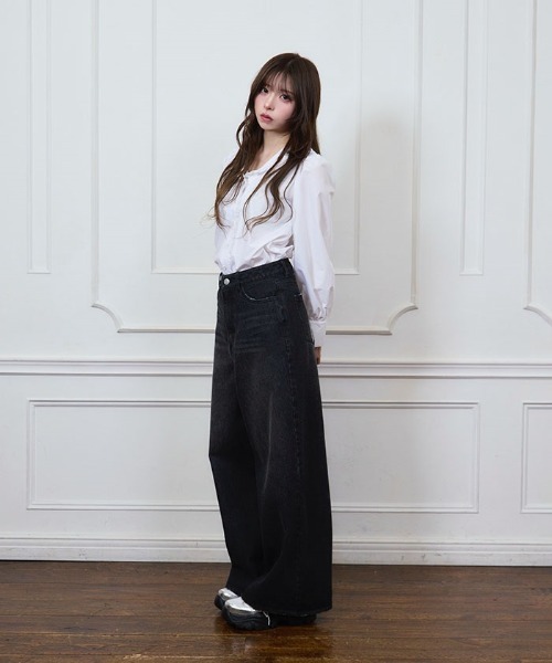 FickleBebe(フィクルベベ)の「bebeグリッターデニム(デニムパンツ・レディース・ブラック/ワンウォッシュ・1/0)」の19枚目の写真