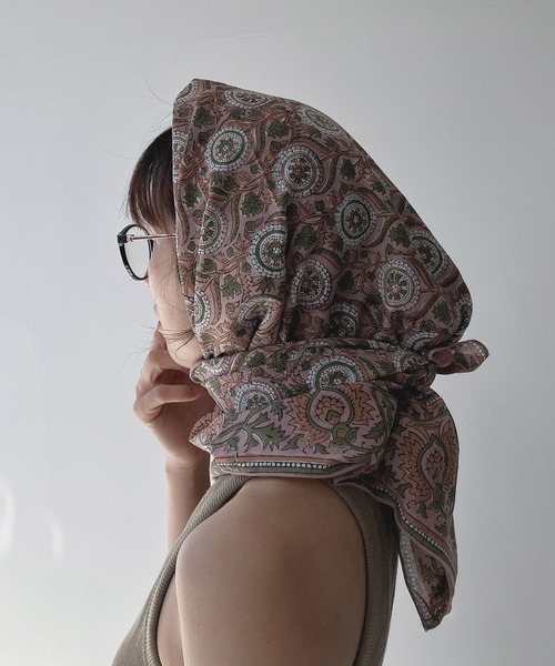 AS KNOW AS plus（アズノゥアズプラス）の「インド ブロックプリント大判スカーフ（ストール/ショール・レディース・ライトイエロー/グレー/ブラウン/グリーン/ピンク/イエロー/オレンジ・FREE）」の6枚目の写真