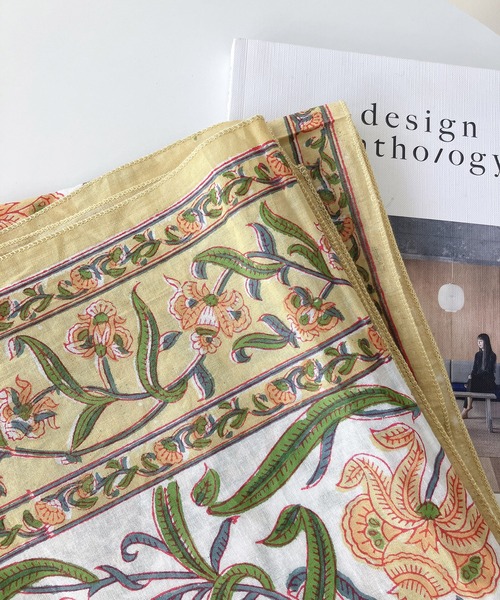 AS KNOW AS plus（アズノゥアズプラス）の「インド ブロックプリント大判スカーフ（ストール/ショール・レディース・ライトイエロー/グレー/ブラウン/グリーン/ピンク/イエロー/オレンジ・FREE）」の19枚目の写真