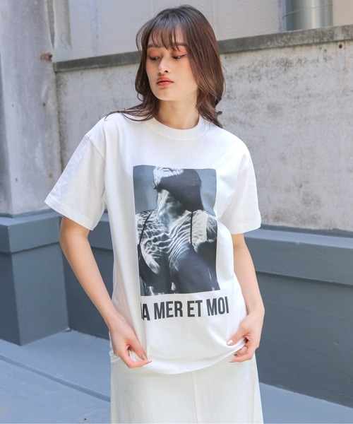 UNIT CHEST(ユニットチェスト)の「【UNIT CHEST】unique unisex T-shirt VTFAコラボT ”La mer et moi” by Nina Tugawa(Tシャツ/カットソー・レディース・ブラック/ホワイト・M/S/L)」の20枚目の写真