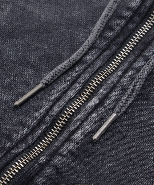 Revo.(レボ)の「グランジ加工 ワンポイント ロゴ刺繍 ダブルジップ 裏毛 スウェット ジップパーカー(パーカー・メンズ・チャコール/ブラウン/スモークピンク/オフホワイト・L/M)」の9枚目の写真