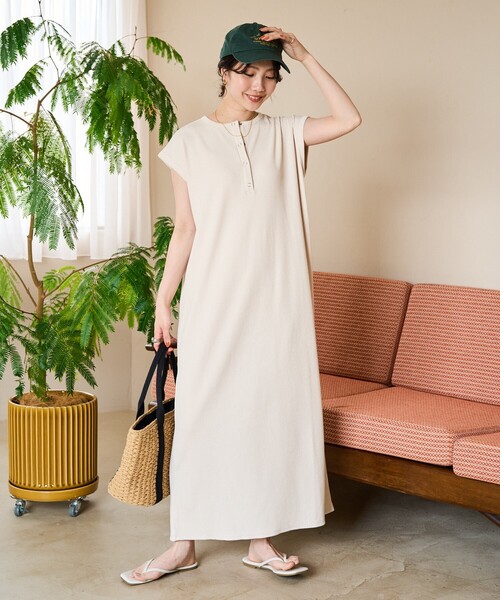 birthday フレンチスリーブワンピース セール】限定展開 ヘンリー ボタン フレンチ スリーブ
