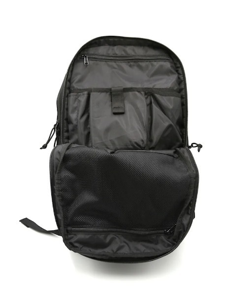 NEW ERA（ニューエラ）の「ＮＥＷＥＲＡ　ビジネススマートバッグ（ビジネスバッグ・メンズ・ブラック・F）」の9枚目の写真