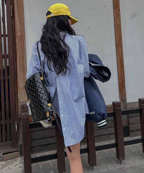 meJane（ミージェーン）の「バックシャン ストライプ長袖シャツ＆ショートパンツ セットアップ（セットアップ・レディース・ライトブルー・FREE）」の4枚目の写真