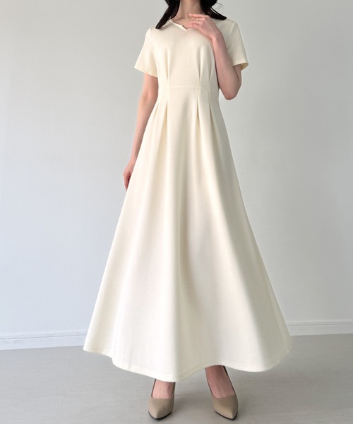 junoah（ジュノア）の「バックレースアップフレアカットワンピース[高身長サイズMT/低身長サイズS有り]（ワンピース・レディース・ブラック/ダークネイビー/アイボリー/チャコール/ダークベージュ・SMALL/MEDIUM/LARGE/X-LARGE/MT/MS）」の7枚目の写真