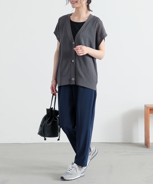 n'OrLABEL(ノアールレーベル)の「『ニットジレカーディガン』(ベスト・レディース・グレー/ネイビー/アイボリー・1/2)」の19枚目の写真