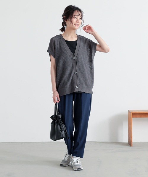 n'OrLABEL(ノアールレーベル)の「『ニットジレカーディガン』(ベスト・レディース・グレー/ネイビー/アイボリー・1/2)」の20枚目の写真