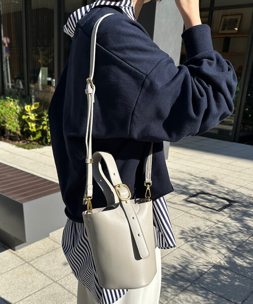 DouDou（ドゥドゥ）の「【WEB限定】バックルワンハンドルバッグ（ショルダーバッグ・レディース・ライトグレー/ブラック/ライム・FREE）」の18枚目の写真