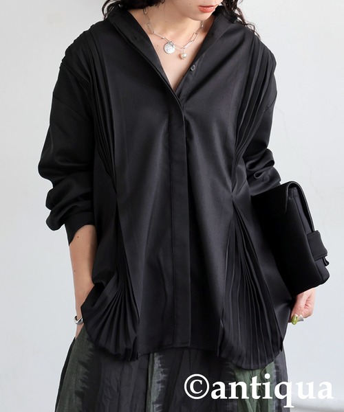antiqua(アンティカ)の「プリーツタックシャツ(シャツ/ブラウス・レディース・オフホワイト/ブラック・ONESIZE)」の9枚目の写真