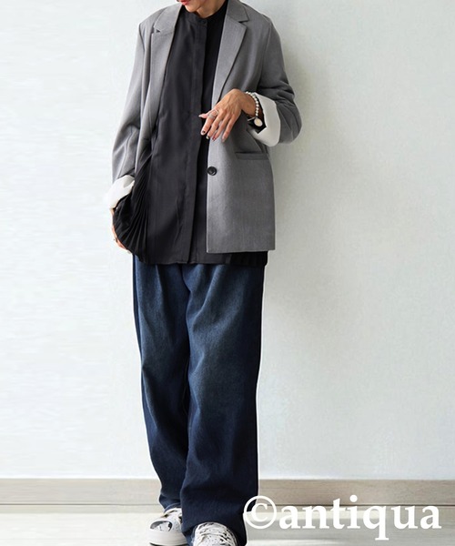 antiqua(アンティカ)の「プリーツタックシャツ(シャツ/ブラウス・レディース・オフホワイト/ブラック・ONESIZE)」の17枚目の写真