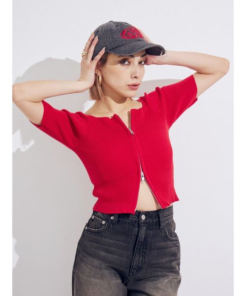 EVRIS(エヴリス)の「フロントジップハーフスリーブオフショルトップス(Tシャツ/カットソー・レディース・ブラック/ブルー/レッド/ホワイト・FREE)」の7枚目の写真