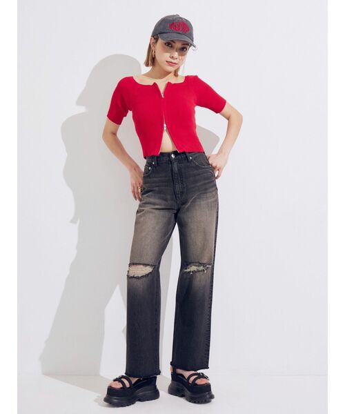 EVRIS(エヴリス)の「フロントジップハーフスリーブオフショルトップス(Tシャツ/カットソー・レディース・ブラック/ブルー/レッド/ホワイト・FREE)」の8枚目の写真