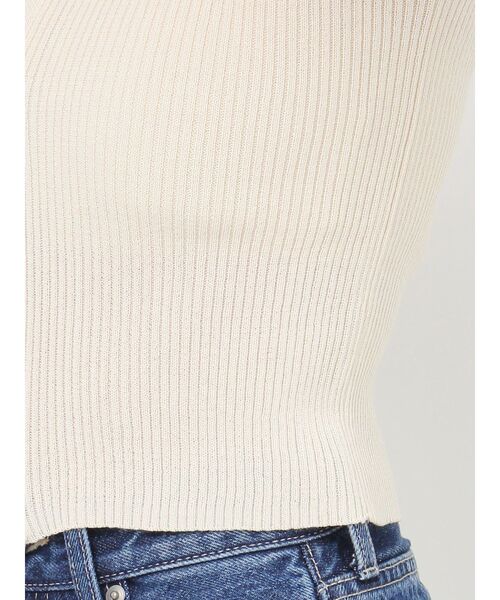 EVRIS(エヴリス)の「フロントジップハーフスリーブオフショルトップス(Tシャツ/カットソー・レディース・ブラック/ブルー/レッド/ホワイト・FREE)」の16枚目の写真