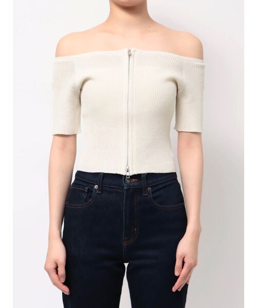 EVRIS(エヴリス)の「フロントジップハーフスリーブオフショルトップス(Tシャツ/カットソー・レディース・ブラック/ブルー/レッド/ホワイト・FREE)」の18枚目の写真