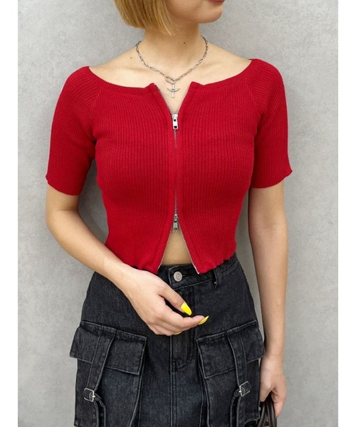 EVRIS(エヴリス)の「フロントジップハーフスリーブオフショルトップス(Tシャツ/カットソー・レディース・ブラック/ブルー/レッド/ホワイト・FREE)」の4枚目の写真