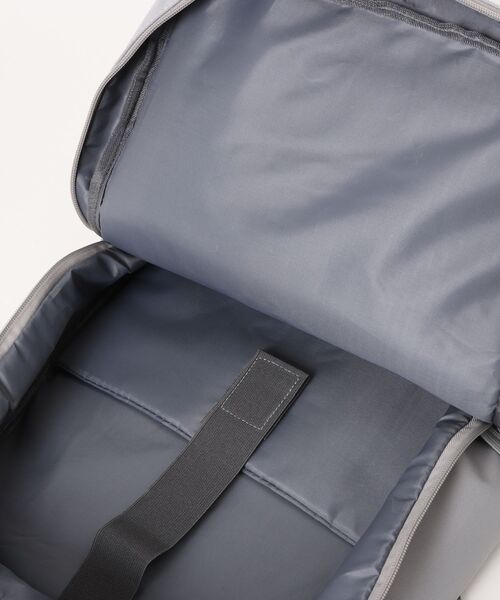 VIBGYOR（ヴィブジョー）の「LESRIRE/トラベルリュック L9200（バックパック/リュック・レディース・グレー/ブルー/ブラック/アイボリー/パープル/グリーン・FREE）」の16枚目の写真