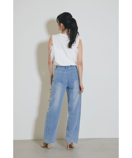 &. NOSTALGIA（アンドドットノスタルジア）の「フラワー刺繍デニムパンツ（その他パンツ・レディース・サックスブルー/インディゴブルー・S/M）」の5枚目の写真