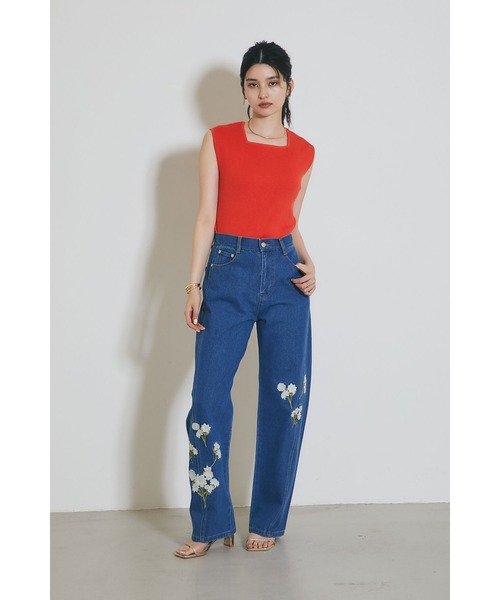 &. NOSTALGIA（アンドドットノスタルジア）の「フラワー刺繍デニムパンツ（その他パンツ・レディース・サックスブルー/インディゴブルー・S/M）」の12枚目の写真