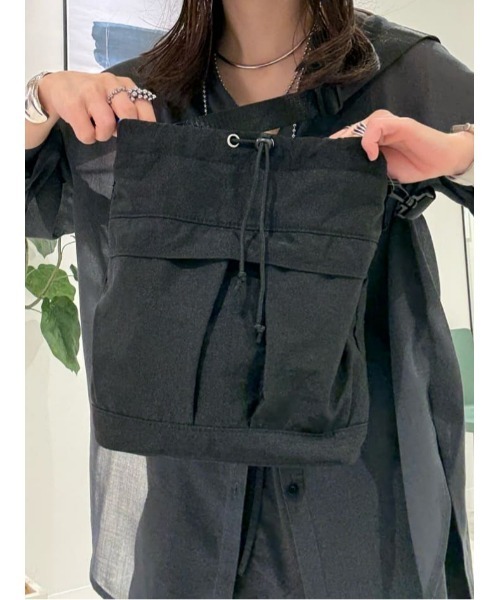 Right-on（ライトオン）の「【HONEYSUCKLE ROSE】巾着ショルダー（ショルダーバッグ・レディース・ブラック/オフホワイト/ピンク・ONE SIZE）」の14枚目の写真