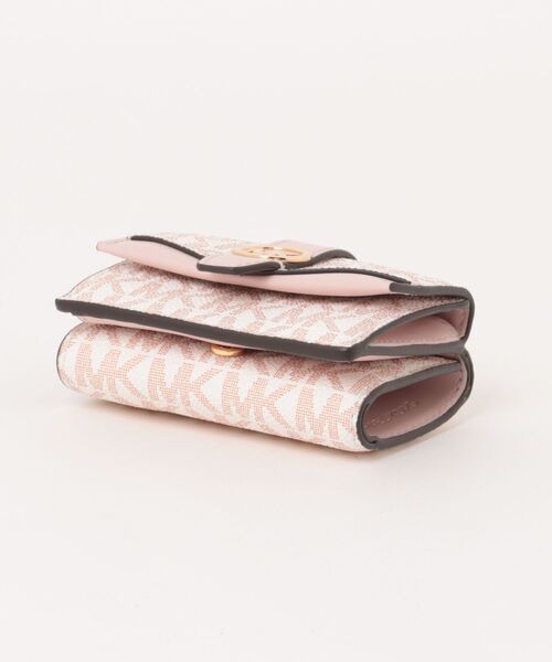即日発送 ★Michael Kors★ GREENWICH 三つ折り ウォレット セール】GREENWICH XS FLAP TRIFOLD ウォレット（財布