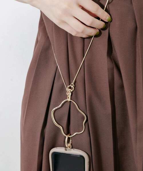 SMELLY（スメリー）の「スネークチェーンマルチショルダー（スマホケース/カバー・レディース・シルバー/ゴールド・-）」の6枚目の写真