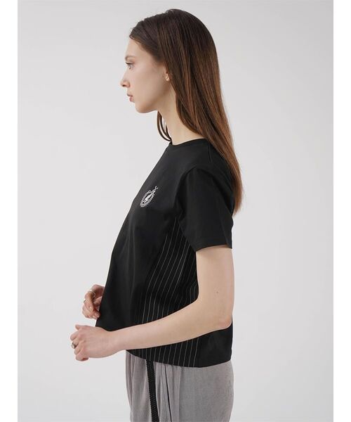 :ETHROF(イーサオブ)の「LOGO CROPPED T-SHIRT(Tシャツ/カットソー・レディース・オフホワイト/ブラック・FREE)」の7枚目の写真