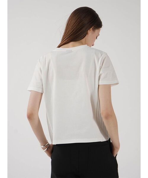 :ETHROF(イーサオブ)の「LOGO CROPPED T-SHIRT(Tシャツ/カットソー・レディース・オフホワイト/ブラック・FREE)」の11枚目の写真