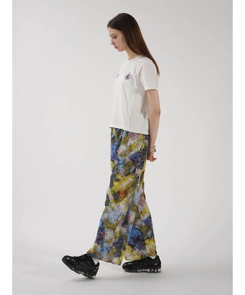 :ETHROF(イーサオブ)の「LOGO CROPPED T-SHIRT(Tシャツ/カットソー・レディース・オフホワイト/ブラック・FREE)」の14枚目の写真