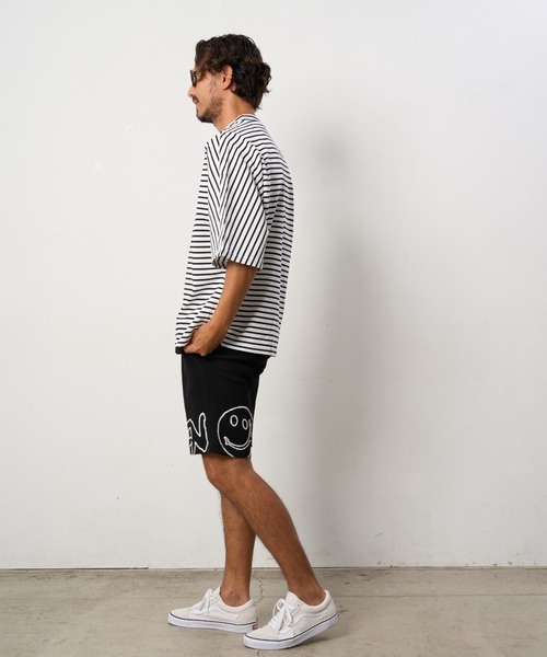 STUD MUFFIN（スタッドマフィン）の「STUD MUFFIN/スタッドマフィン/カートべアサガラパッチ ドルマンスリーブ Tシャツ（Tシャツ/カットソー・メンズ・ブルー/ブラック/ホワイト・2/3/4）」の12枚目の写真