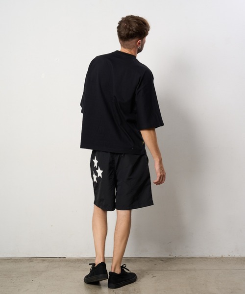 STUD MUFFIN（スタッドマフィン）の「STUD MUFFIN/スタッドマフィン/カートべアサガラパッチ ドルマンスリーブ Tシャツ（Tシャツ/カットソー・メンズ・ブルー/ブラック/ホワイト・2/3/4）」の7枚目の写真