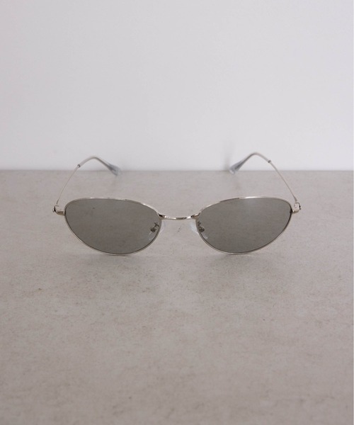 Carmelo（カーメロ）の「Metal flame round sunglass（サングラス・レディース・オリーブ/グレー/ブラウン・FREE）」の2枚目の写真