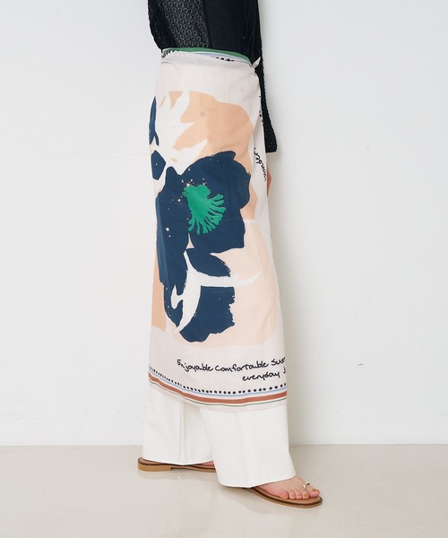 collex(コレックス)の「Botanical print viyella stole(ストール/ショール・レディース・ピンク/ネイビー・フリー)」の7枚目の写真