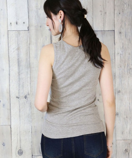 MARAI(マーライ)の「フライス編みタンクトップ(タンクトップ・レディース・ホワイト/チャコールグレー/ブラック/ベージュ/ネイビー/カーキ/杢グレー・LL/3L/M/L/4L)」の12枚目の写真