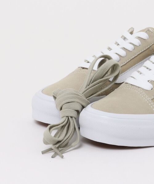 VANS(バンズ)の「VANS PREMIUM オールドスクール(スニーカー・メンズ・ベージュ・4.5/5/5.5/6/6.5/7/7.5/8/8.5/9/9.5/10/10.5/11/11.5/12/4/13)」の6枚目の写真