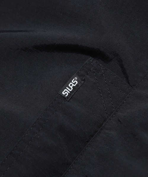 SILAS（サイラス）の「MILKMAN MOUNTAIN PARKA（ブルゾン・メンズ・ブラック/グレー・L/M）」の16枚目の写真