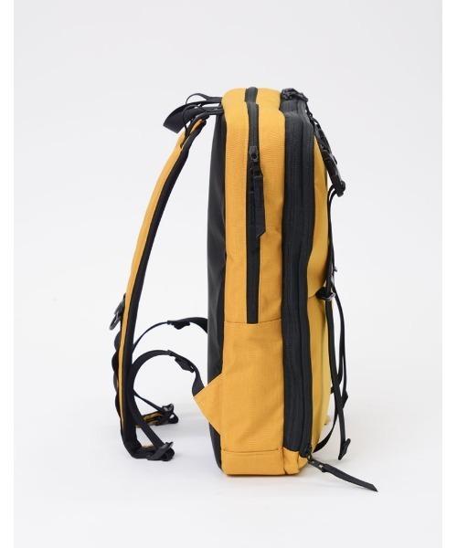 master-piece（マスターピース）の「master-piece / squared バックパック / No.224102（バックパック/リュック・メンズ・ブラック/イエロー・FREE）」の13枚目の写真