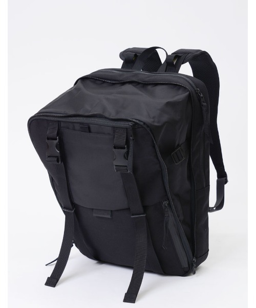 master-piece（マスターピース）の「master-piece / squared バックパック / No.224102（バックパック/リュック・メンズ・ブラック/イエロー・FREE）」の7枚目の写真