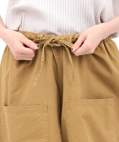 チチカカ（チチカカ）の「ウォッシュ加工タックカーブパンツ（その他パンツ・レディース・ベージュ/ライトベージュ/チャコールグレー・FREE）」の13枚目の写真