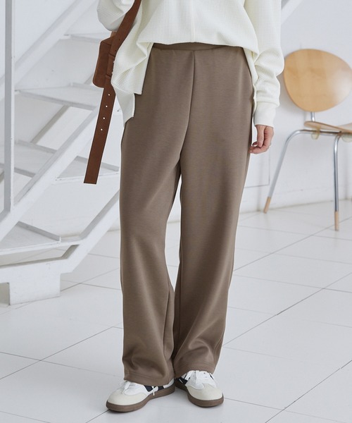 MONO-MART(モノマート)の「イージードライダンボールニットバレルレッグスウェットパンツ(スウェットパンツ・レディース・ブラック/アイボリー/ライトグレー/ダークネイビー/モカ・S/M/L)」の4枚目の写真