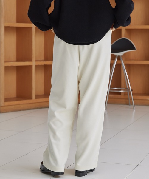 MONO-MART(モノマート)の「イージードライダンボールニットバレルレッグスウェットパンツ(スウェットパンツ・レディース・ブラック/アイボリー/ライトグレー/ダークネイビー/モカ・S/M/L)」の16枚目の写真