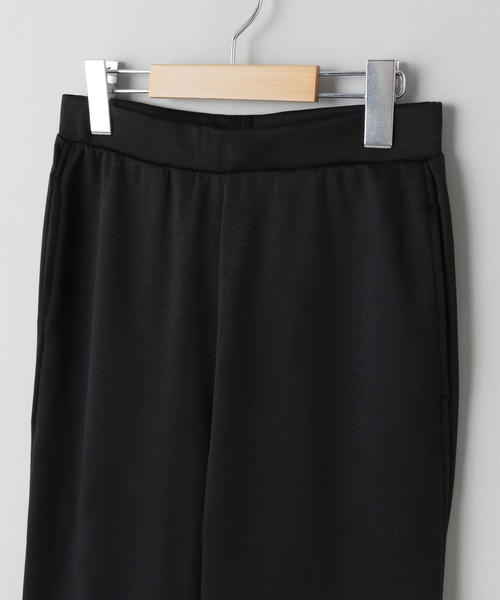 MONO-MART(モノマート)の「イージードライダンボールニットバレルレッグスウェットパンツ(スウェットパンツ・レディース・ブラック/アイボリー/ライトグレー/ダークネイビー/モカ・S/M/L)」の8枚目の写真