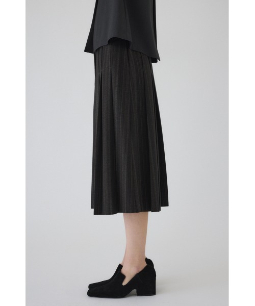RIM.ARK(リムアーク)の「Cut off pleats SK カットオフプリーツスカート(スカート・レディース・ブラック/ライトグレー・36/38)」の8枚目の写真