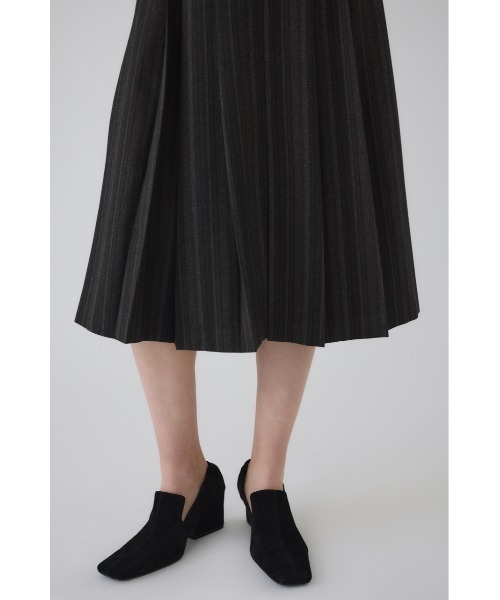 RIM.ARK(リムアーク)の「Cut off pleats SK カットオフプリーツスカート(スカート・レディース・ブラック/ライトグレー・36/38)」の13枚目の写真