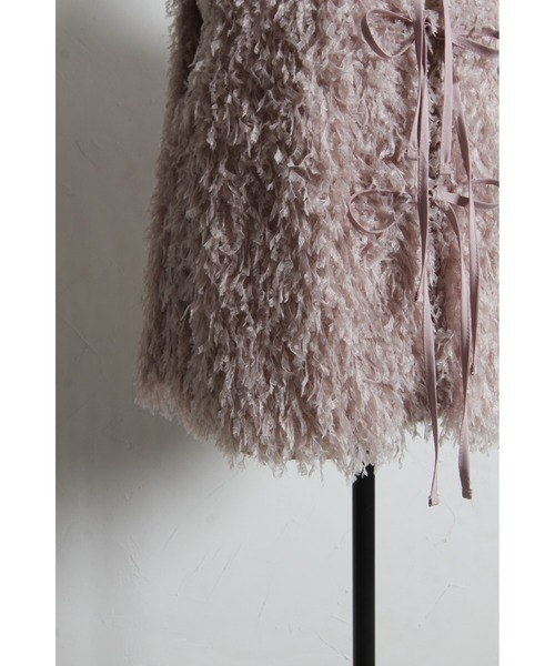 tocco closet(トッコ クローゼット)の「【ZOZO限定】フロントリボンシャギーベスト(ベスト・レディース・グレー/ブラック/グレイッシュベージュ・M)」の16枚目の写真