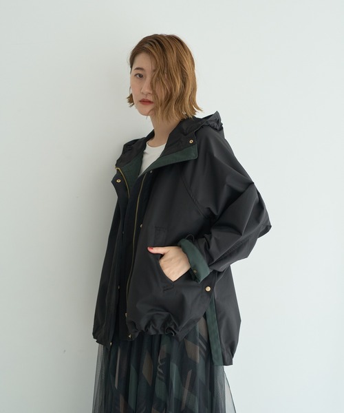 YECCA VECCA（イェッカヴェッカ）の「【撥水】マウンテンパーカー（マウンテンパーカー・レディース・カーキ/ブラック・FREE）」の4枚目の写真