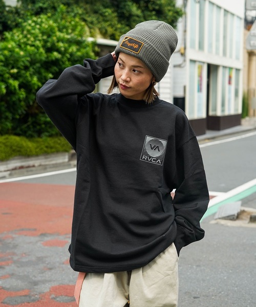 RVCA(ルーカ)の「RVCA メンズ BLINDER LT ロンT 【2025年秋冬モデル】/ルーカバックプリント長袖ロンT(Tシャツ/カットソー・メンズ・オフホワイト/ブラック/ブルー系その他/ベージュ・SMALL/MEDIUM/LARGE/X-LARGE)」の7枚目の写真