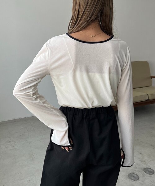 CAPRICIEUX LE'MAGE（カプリシューレマージュ）の「【前後2WAY】ベロアリンガーTシャツ（Tシャツ/カットソー・レディース・オフホワイト/ブラック/ブラウン・FREE）」の14枚目の写真