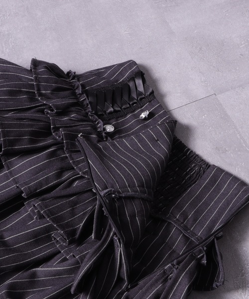 ハイウエストエンブレムボタン付きフリルパンツ（その他パンツ