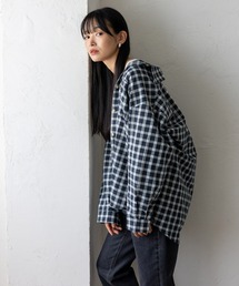 オーバーサイズタータンチェックシャツ