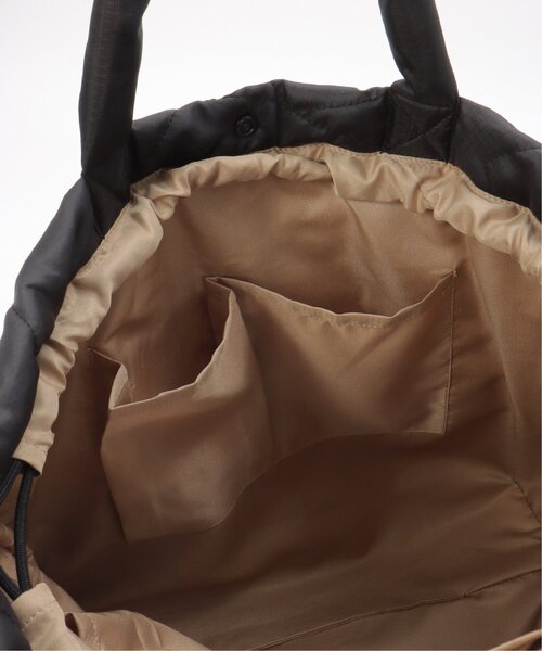 LBC（エルビーシー）の「スターキルトボア巾着トートバッグ（ショルダーバッグ・レディース・ブラック/カーキ・FREE）」の7枚目の写真